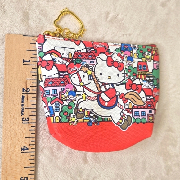 Hello Kitty With Horse Coin Purse - Picture 7 of 8